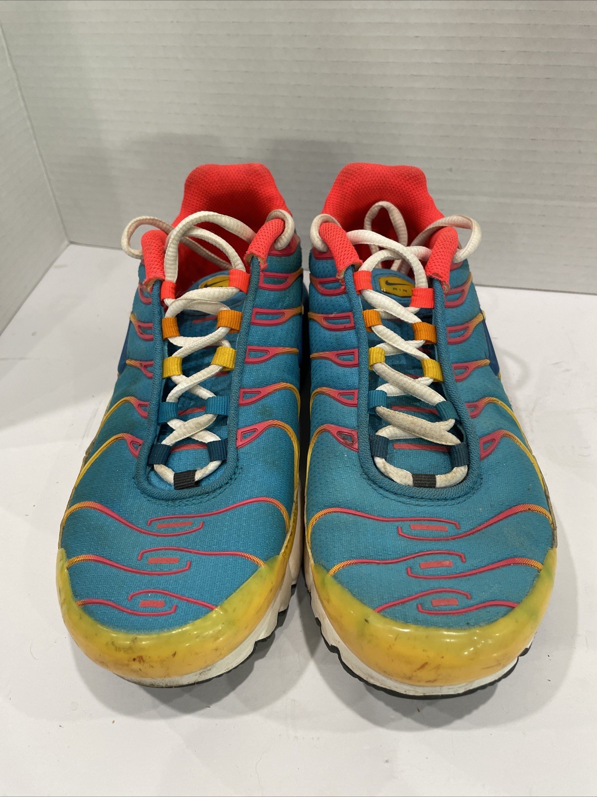 Nike Air Max Plus (GS) Flash Crimson Green Abyss 5.5Y CJ9987 600 Excellent