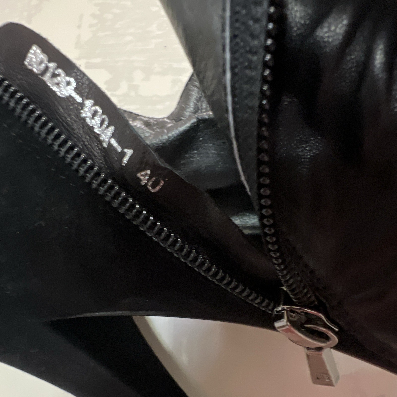 Basconi Women’s Black Leather Ankle Bootie Round Toe Zip, US 9 EU 40