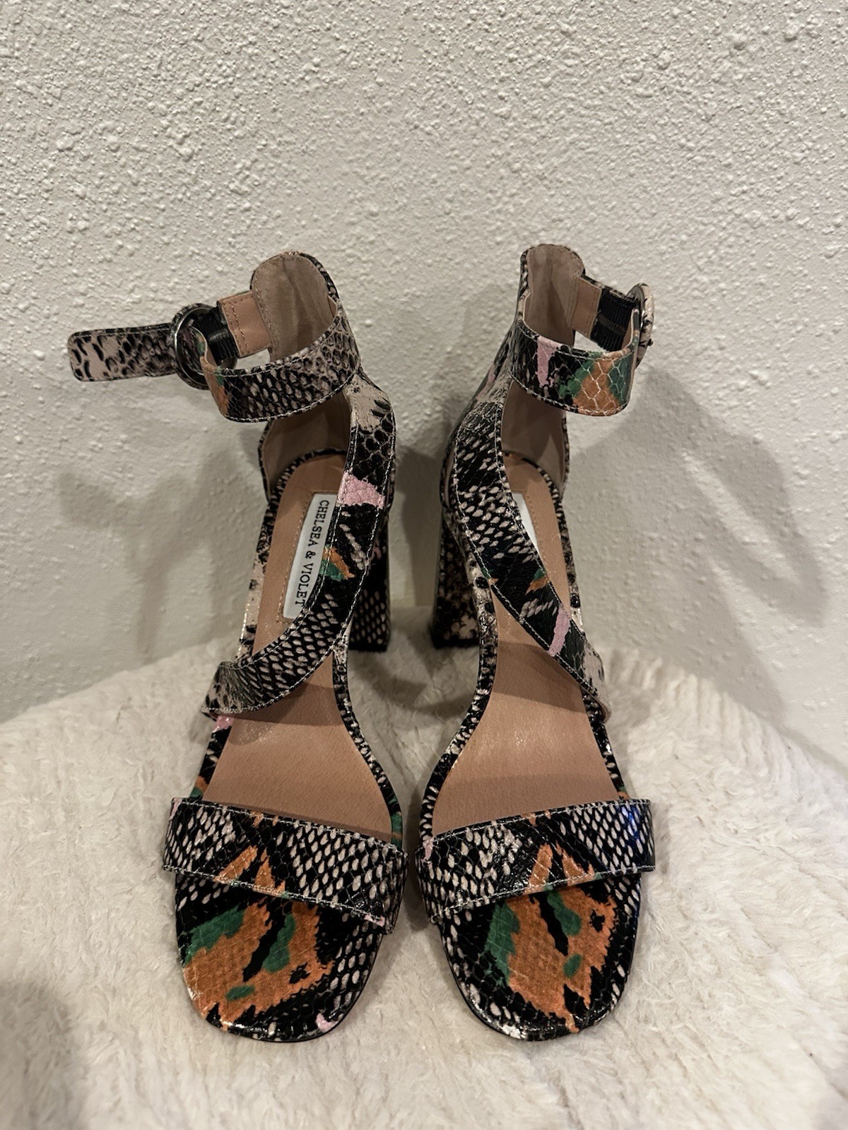 Chelsea and Violet Tara Leather Snake Print Open Toe High Heels Solid Shoes Sz 8