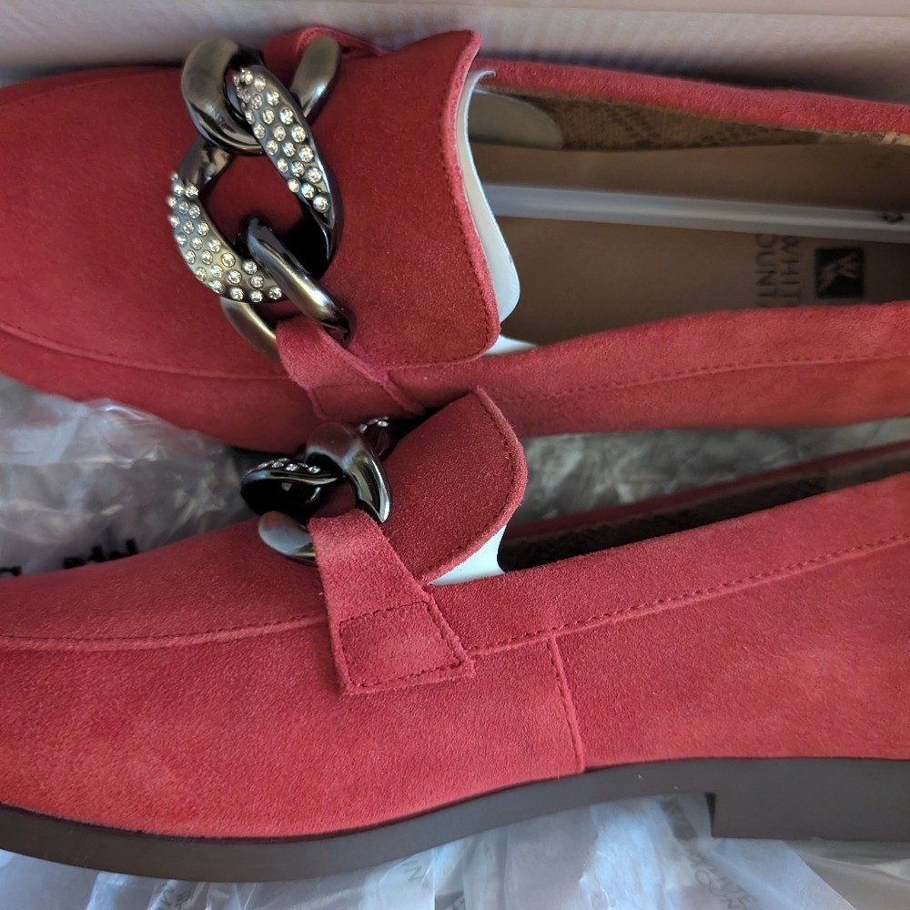 White Mountain Suede Shoes