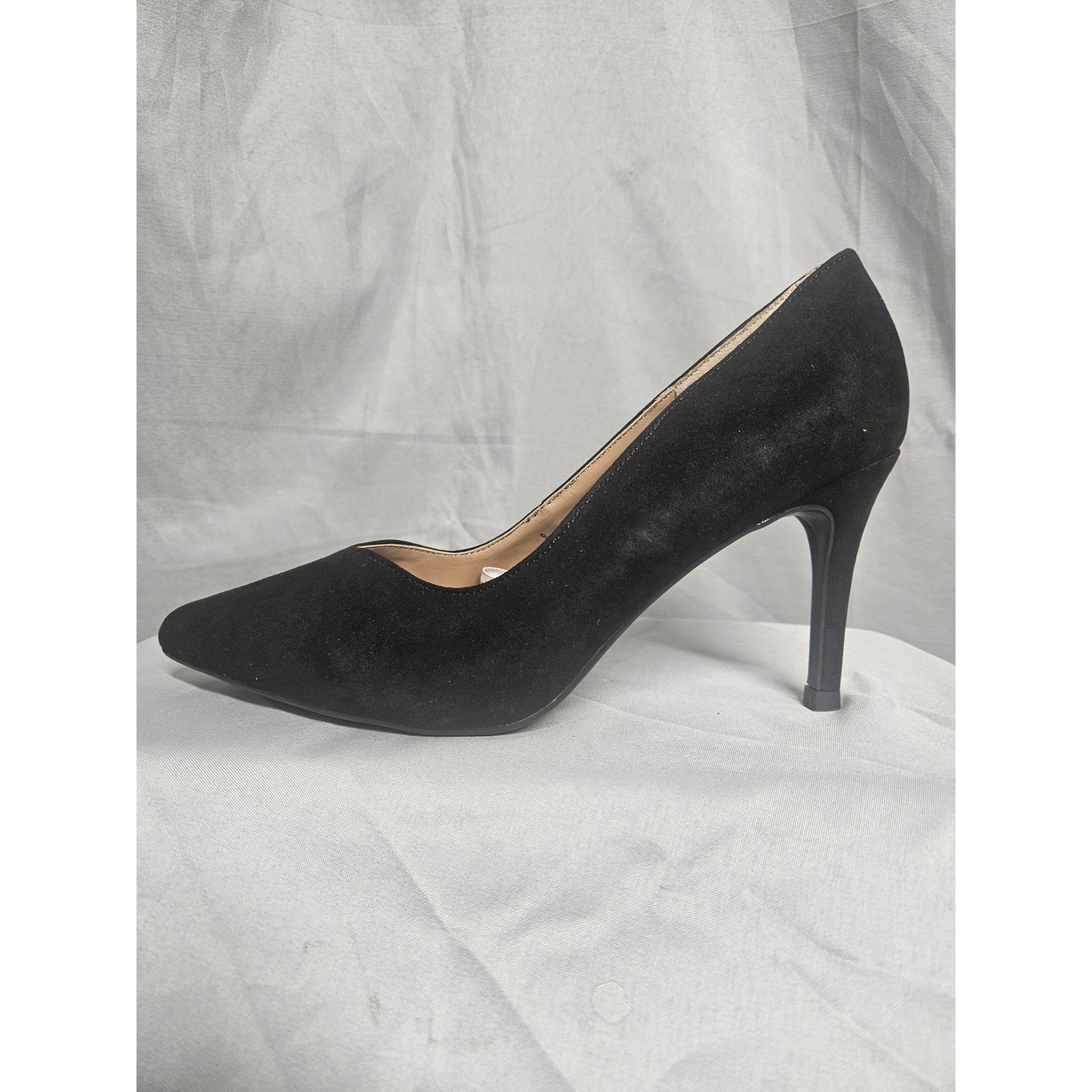 A New Day Womens Black Pointed Toe Pumps Faux Suede Stiletto Heels Size 6 NEW