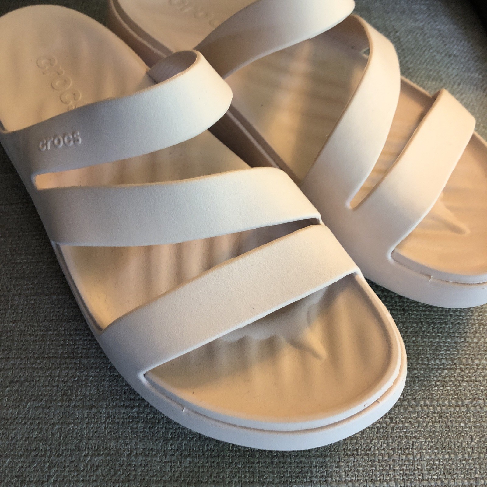 Crocs Getaway Pink Waterproof Strappy Slide Sandal Summer Pool Bridal Size 10