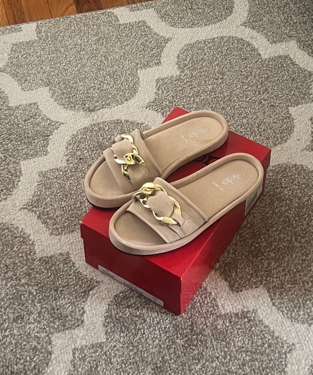 US 8,5 Made in Italy Suede Golo Trieste Slide Sandals Beige Gold Chain