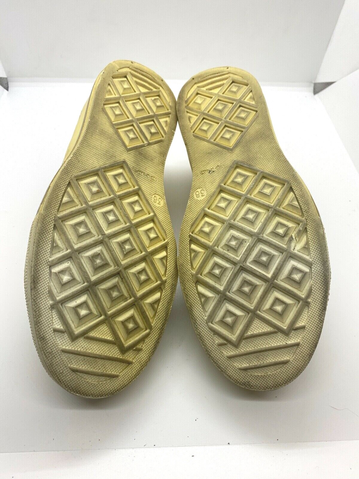 Just Cavalli Womens Gold Metallic Sneakers Sz US 7.5 Preowned
