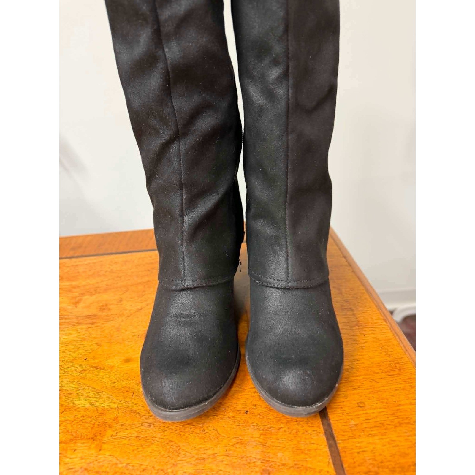 Vtg Fergalicious by Fergie Tinley Black Woven Back Knee High Boots Womens 6.5M