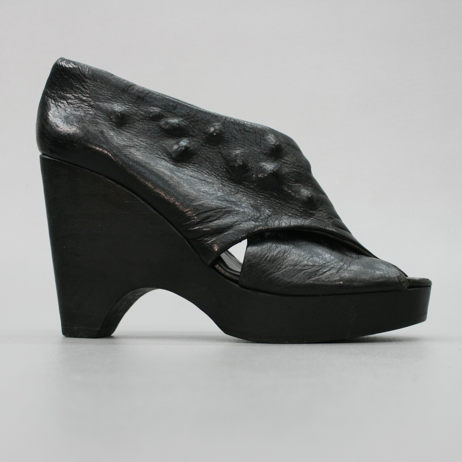Munoz Vrandecic Ladies 39 (8.5) Black Leather Wood Platform 4.25″ Heels Shoes