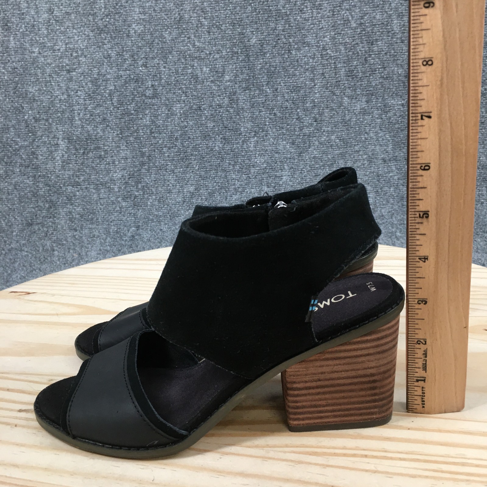 Toms Majorca Cutout Sandals Womens 7.5 Ankle Strap Comfort Block Heels Black