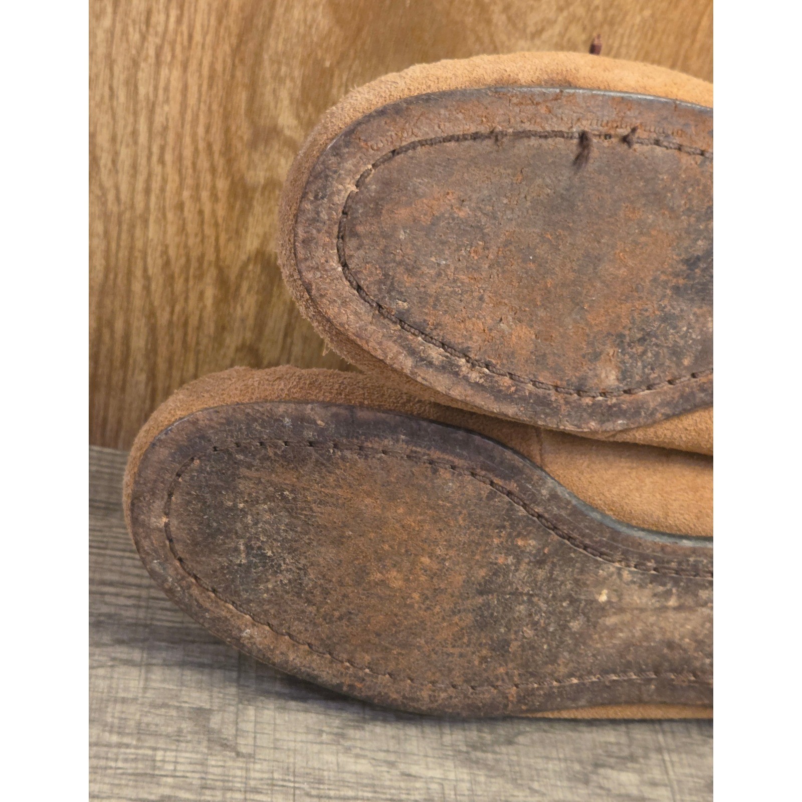 UGG Dakota Moccasin Slippers Womens Size 6 Brown Shearling Lined Leather