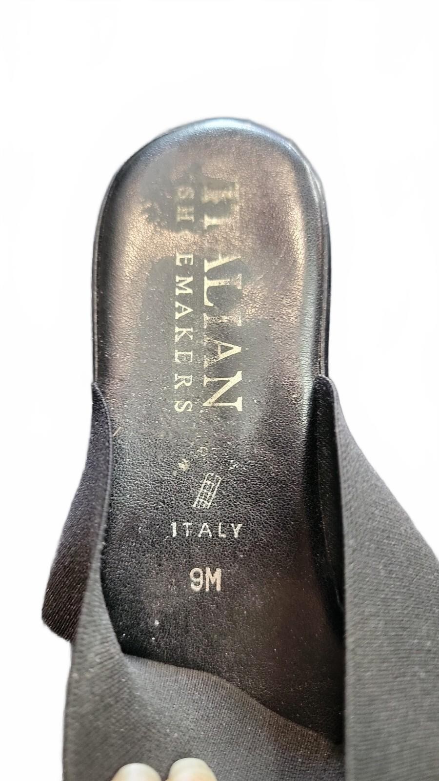 Italian Shoemakers Black Wedge Sandals Size 9M with Elastic Straps