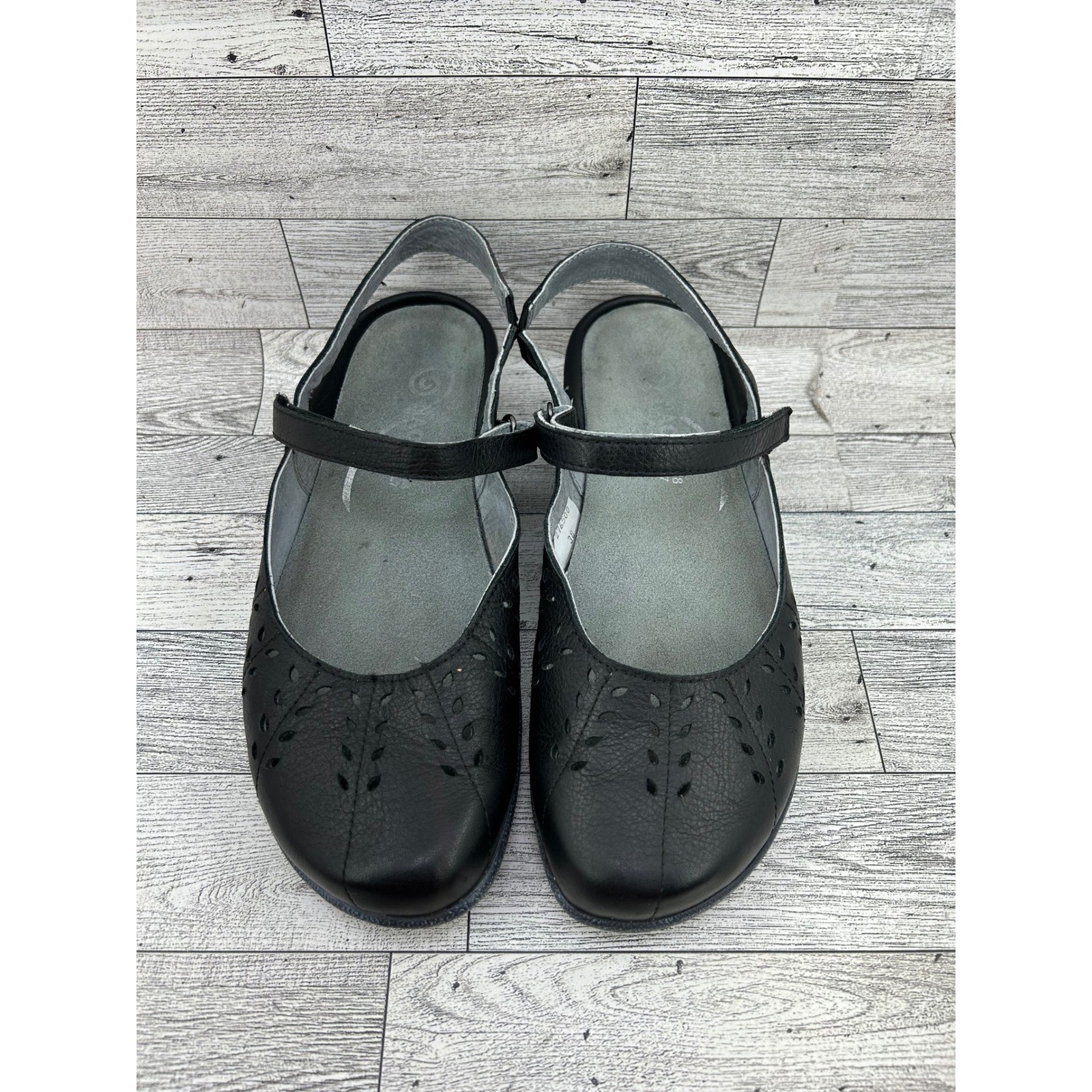 Naot Black Leather Laser Cut Mary Jane Slingback Flats EU 38 276500