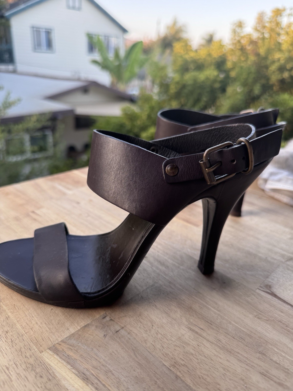 Michael Kors Dark Brown Leather High Heels Brass Hardware Sz7
