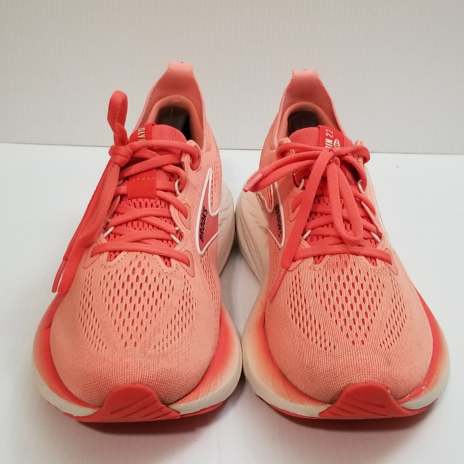 Brooks Women’s Glycerin 22 Size 7.5B 1204341B625 Desert Flower/Hot Coral Sneaker