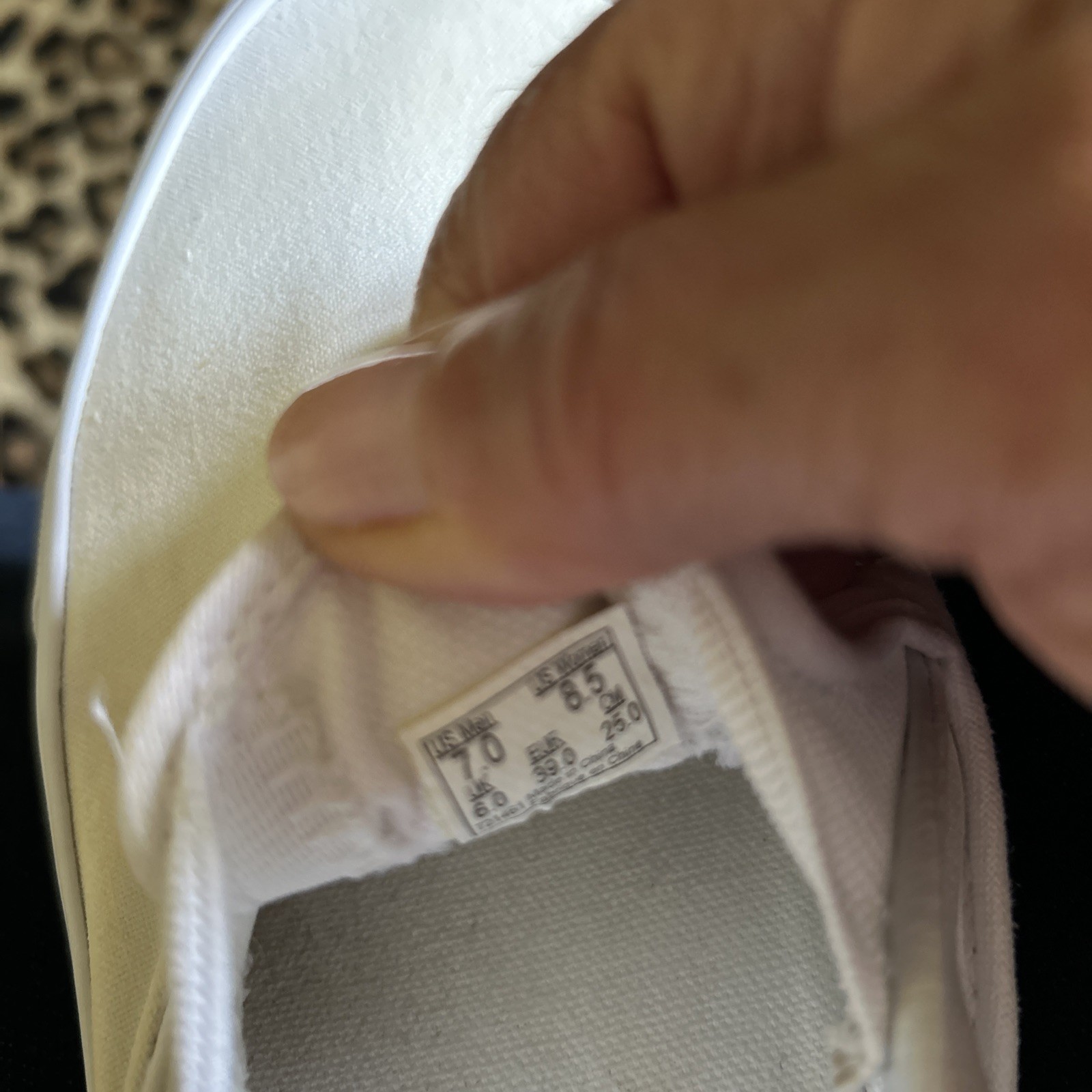 Vans Off White Basic Slip On Sneaker Canvas Women’s Size 8.5-Men’s 7.