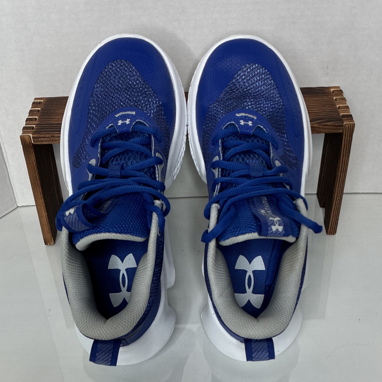 Under Armour Flow Breakthru 3 Women’s Lace-Up Low Top Mesh Sneakers Blue 3025603