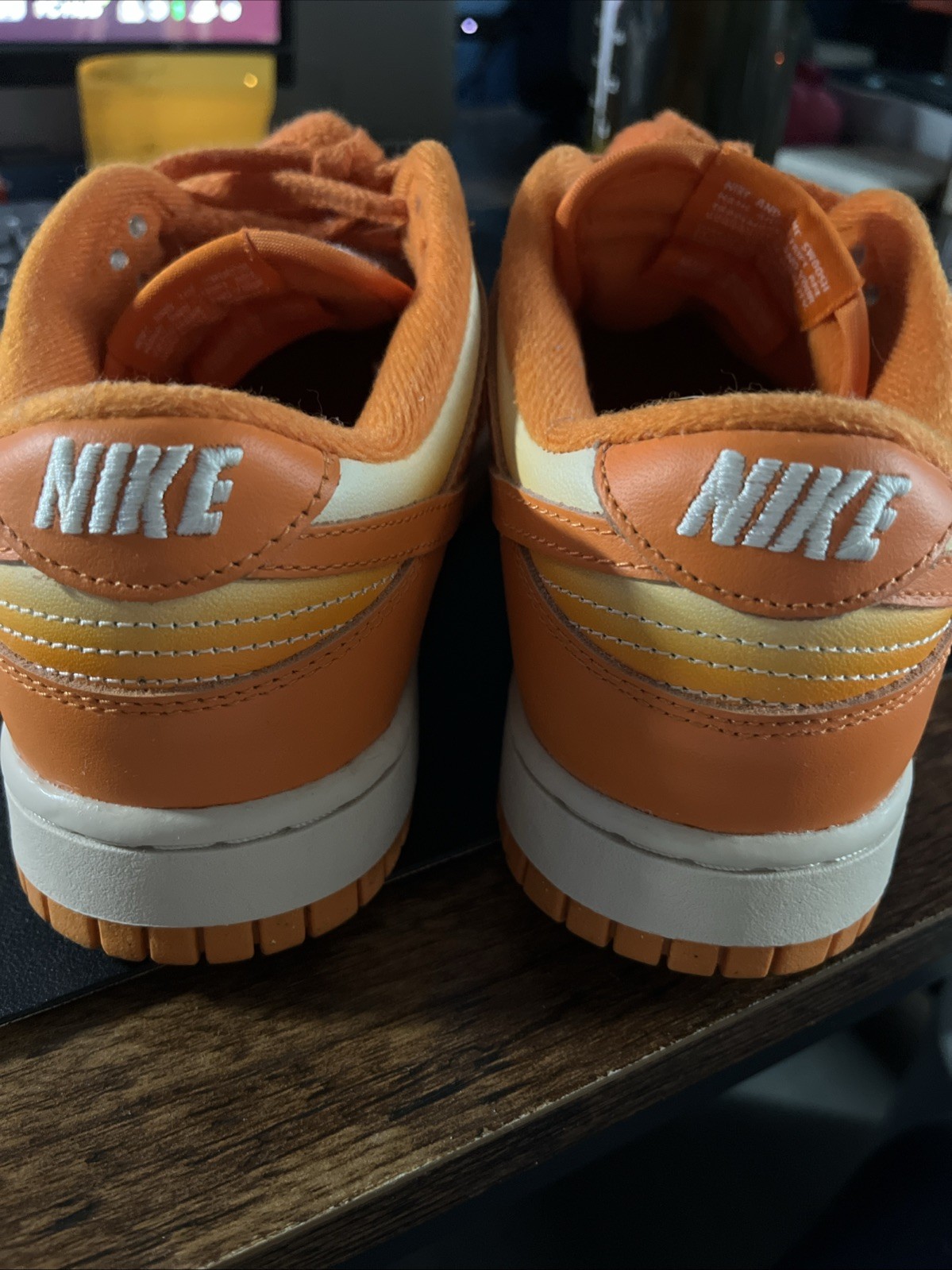 Nike Dunk Low ‘Magma Orange’ DX2953-800 Women’s Size 7.5