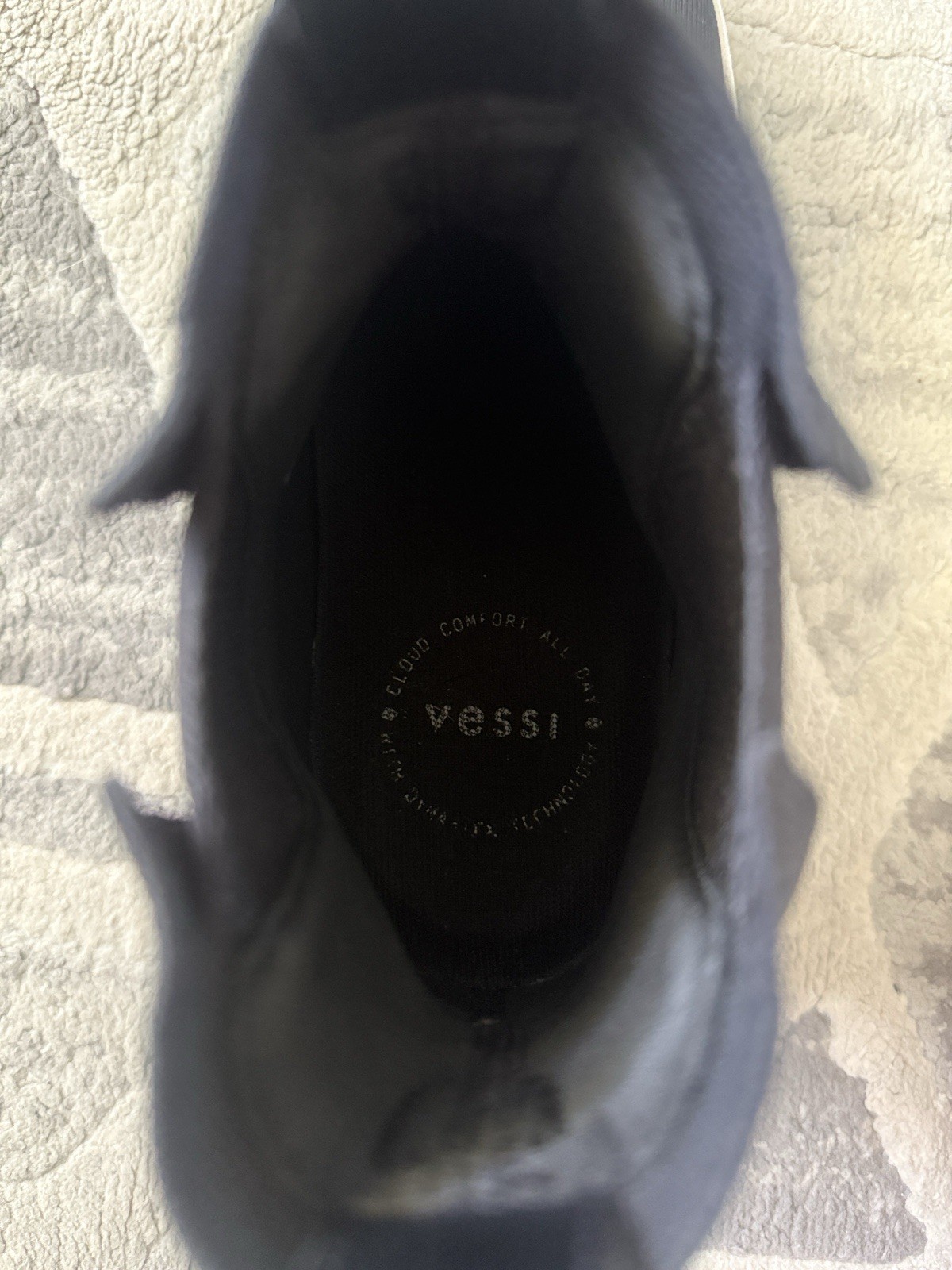 Vessi Classic Chelsea Waterproof Knit Boot Black Tan Pull Tab Women’s Sz 8