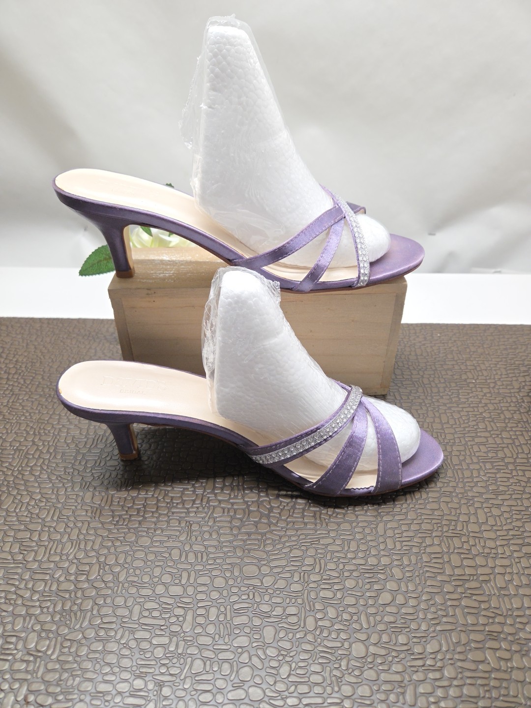 David’s Bridal Riley Heels with Rhinestones Purple Size 9 M