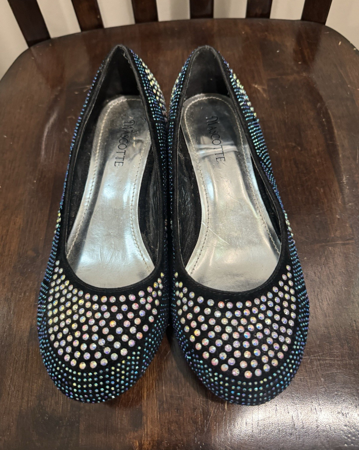 Mascotte Black Synthetic Rhinestone Slip-On Flat Round Toe Flats Women’s 8