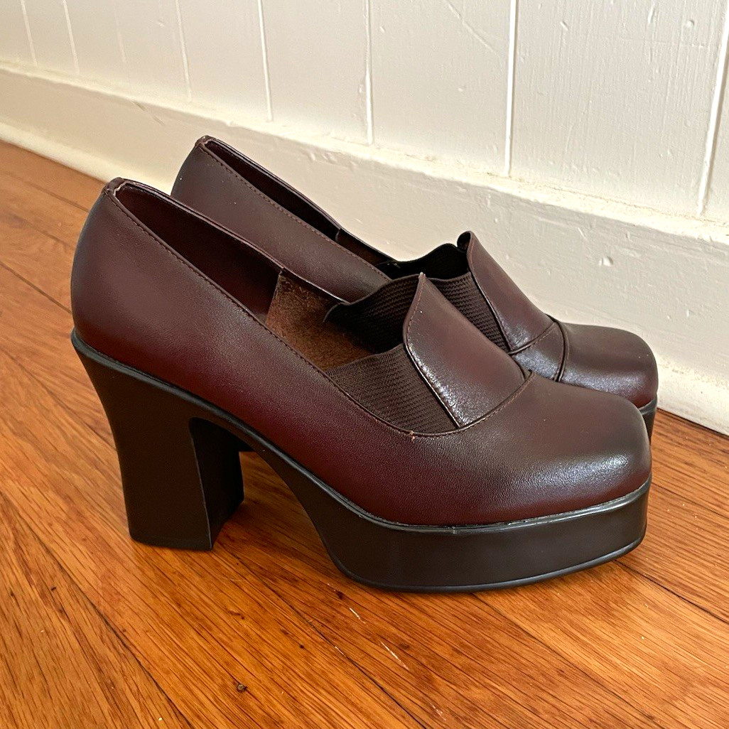 Van House Deep Burgundy Patent Leather Platform Block Heel Square Toe 6.5