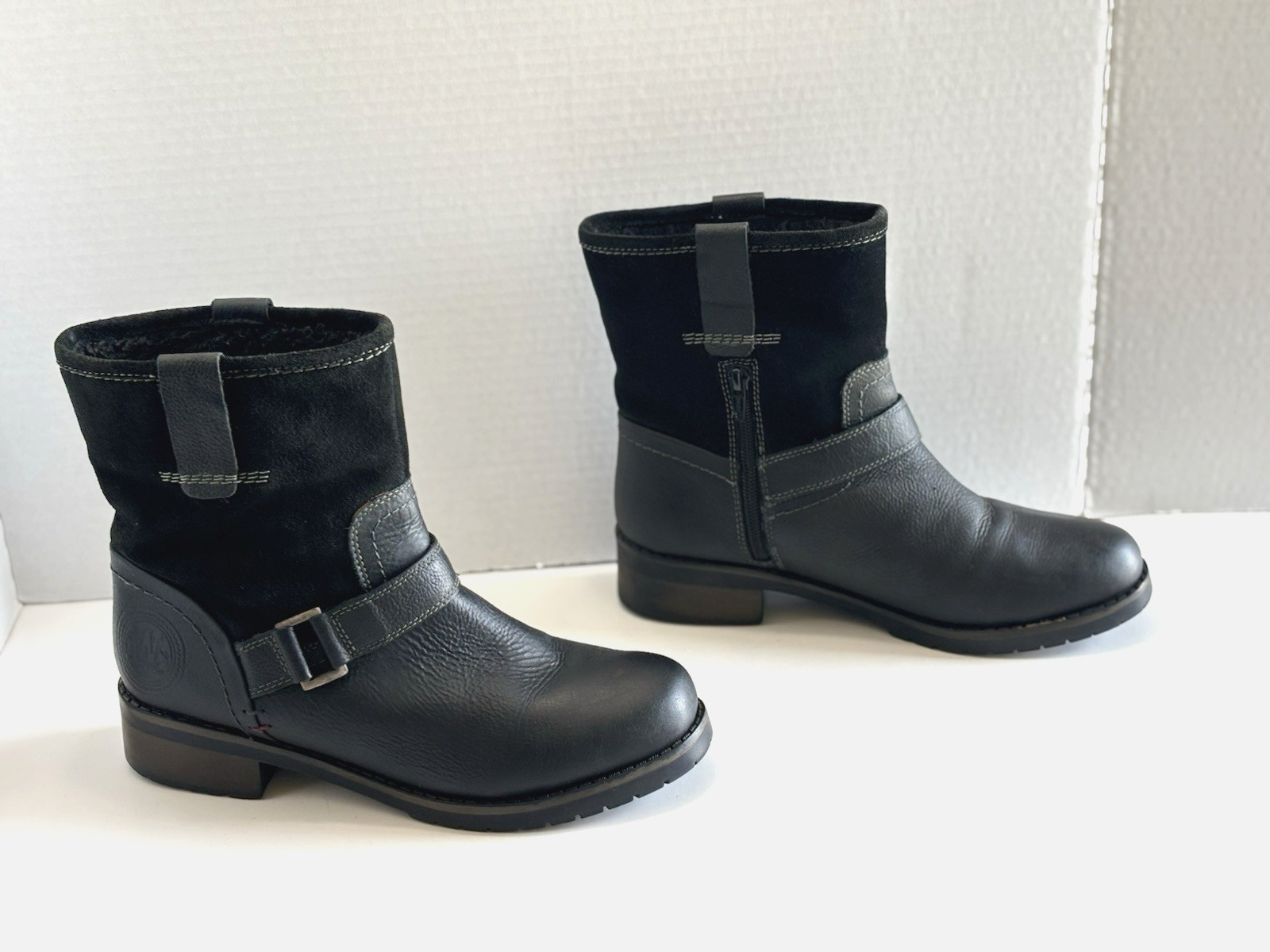 WRANGLER Women’s 7.5 Black Leather Strap Buckle Lined Moto Biker Ankle Boots