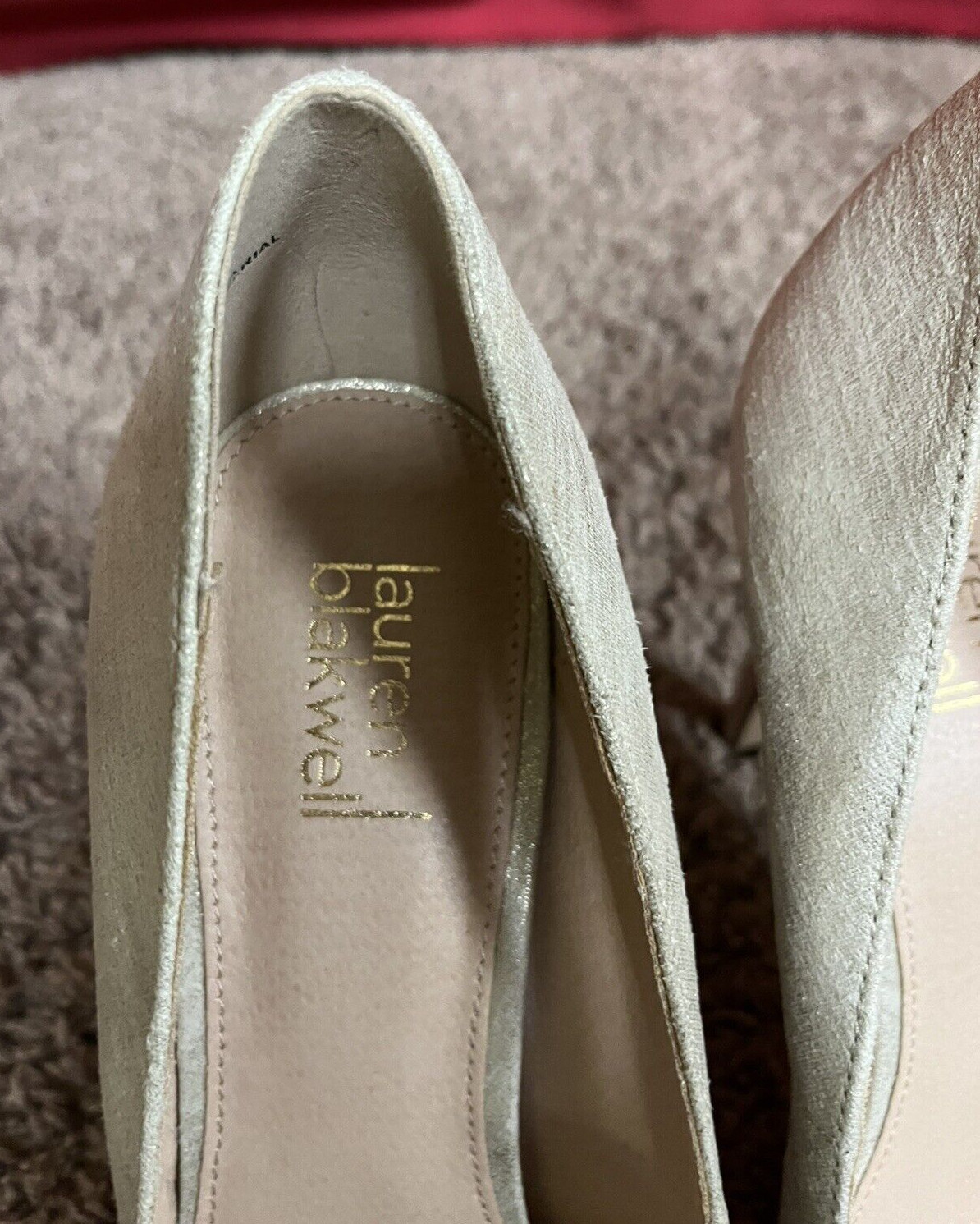 New Lauren Blackwell Cecily Champagne Gold Metallic Stiletto Heels Pumps Sz 11M