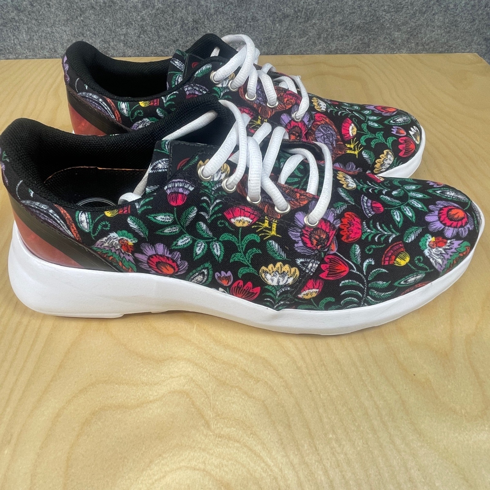 Inkkas Floral Print Sneakers Casual Walking Shoes Colorful Size 8