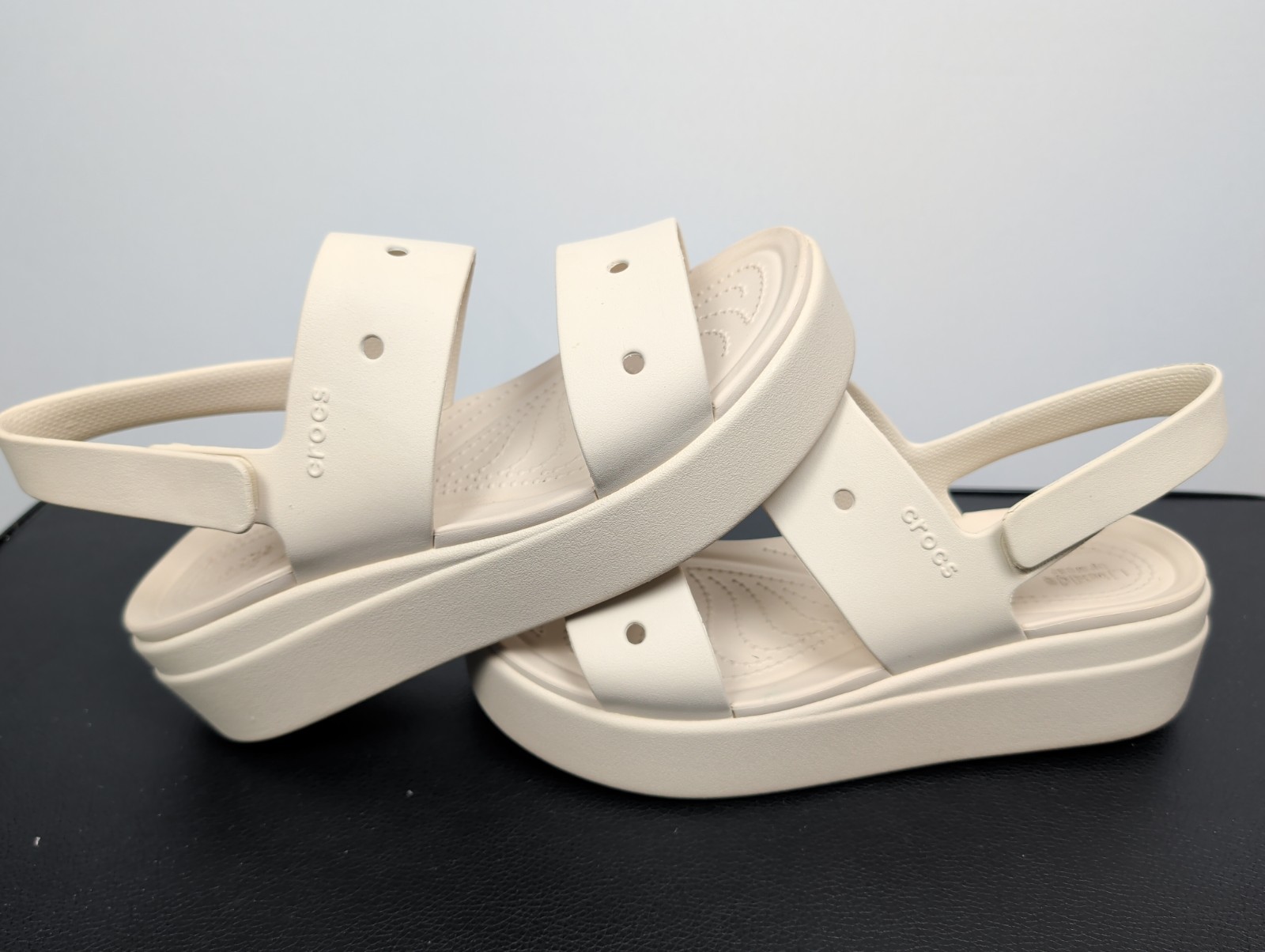 Crocs Womens Sz 8 Brooklyn Low Wedge Platform Sandals Literide Slingback Bone