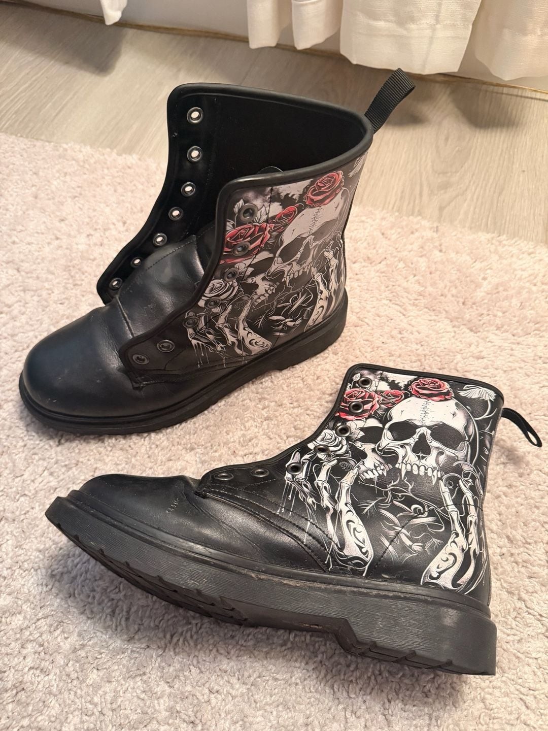 Gothic Skull and Red Rose Print Lace-Up Combat Boots
