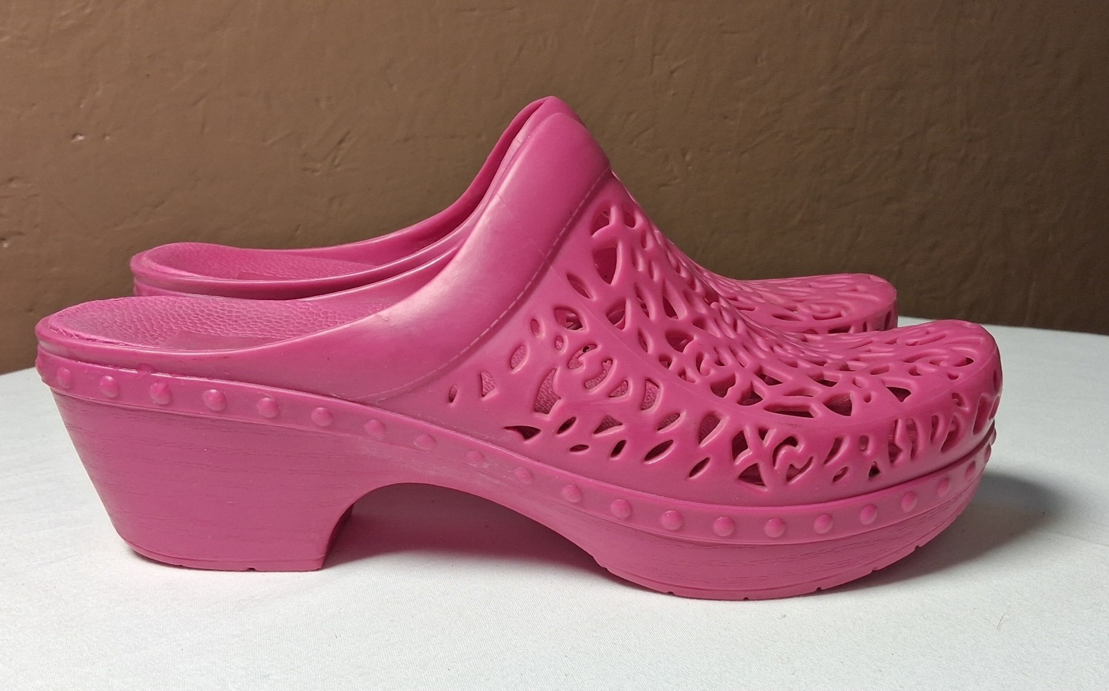 Dansko Pippa Clogs Womens Size 38 Hot Pink Molded Jelly Heeled Mules US Sz 7.5
