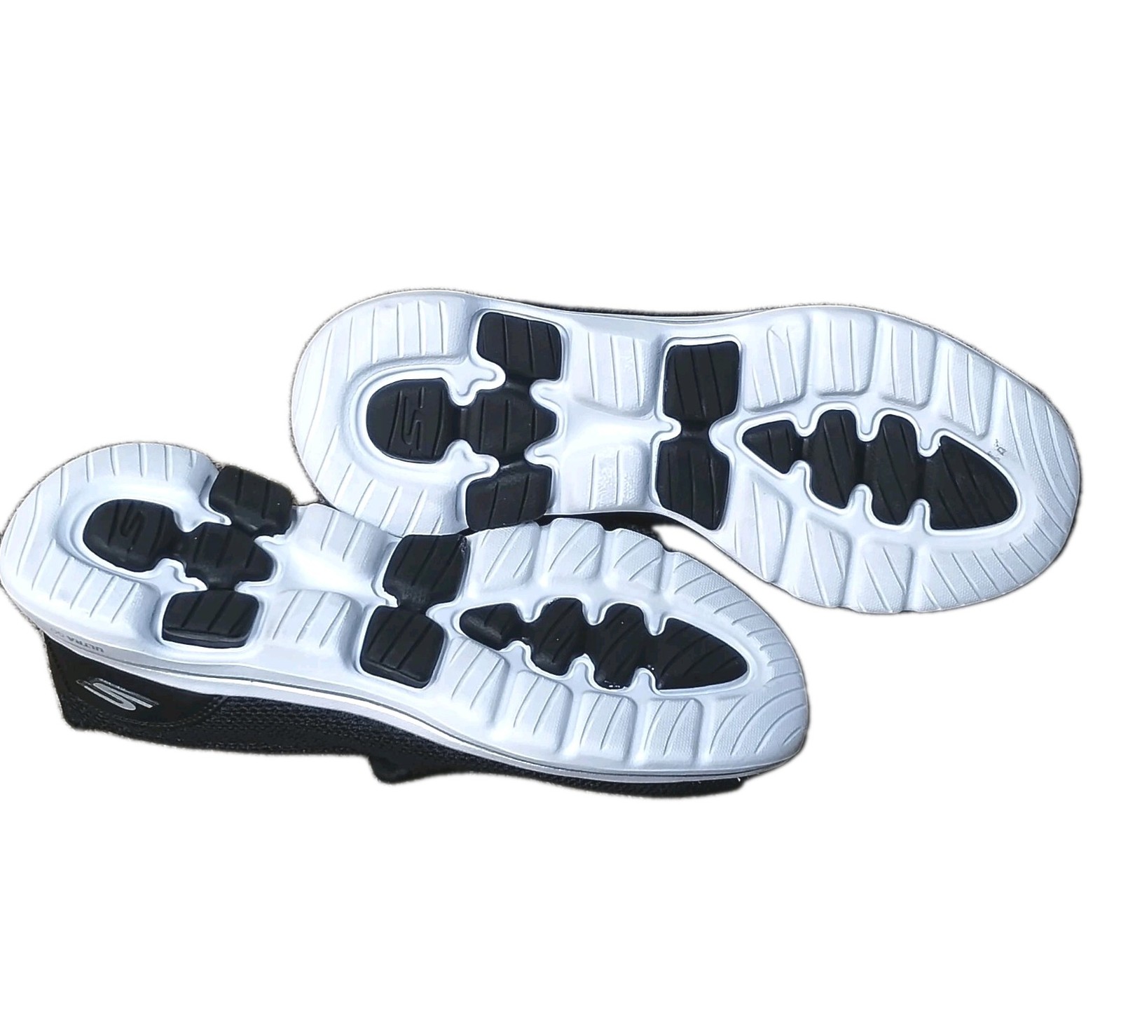 Skechers Womens Go Walk 5-Black Sneakers Shoes 9.5 Medium (B,M) BHFO 5040