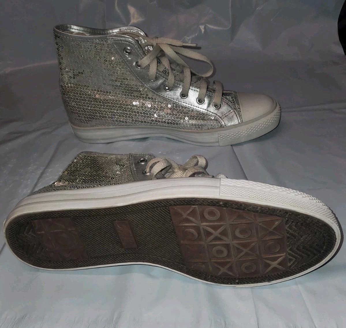 Gotta Flurt Disco Silver Sequin High Top Laced Sneakers Size 8.5
