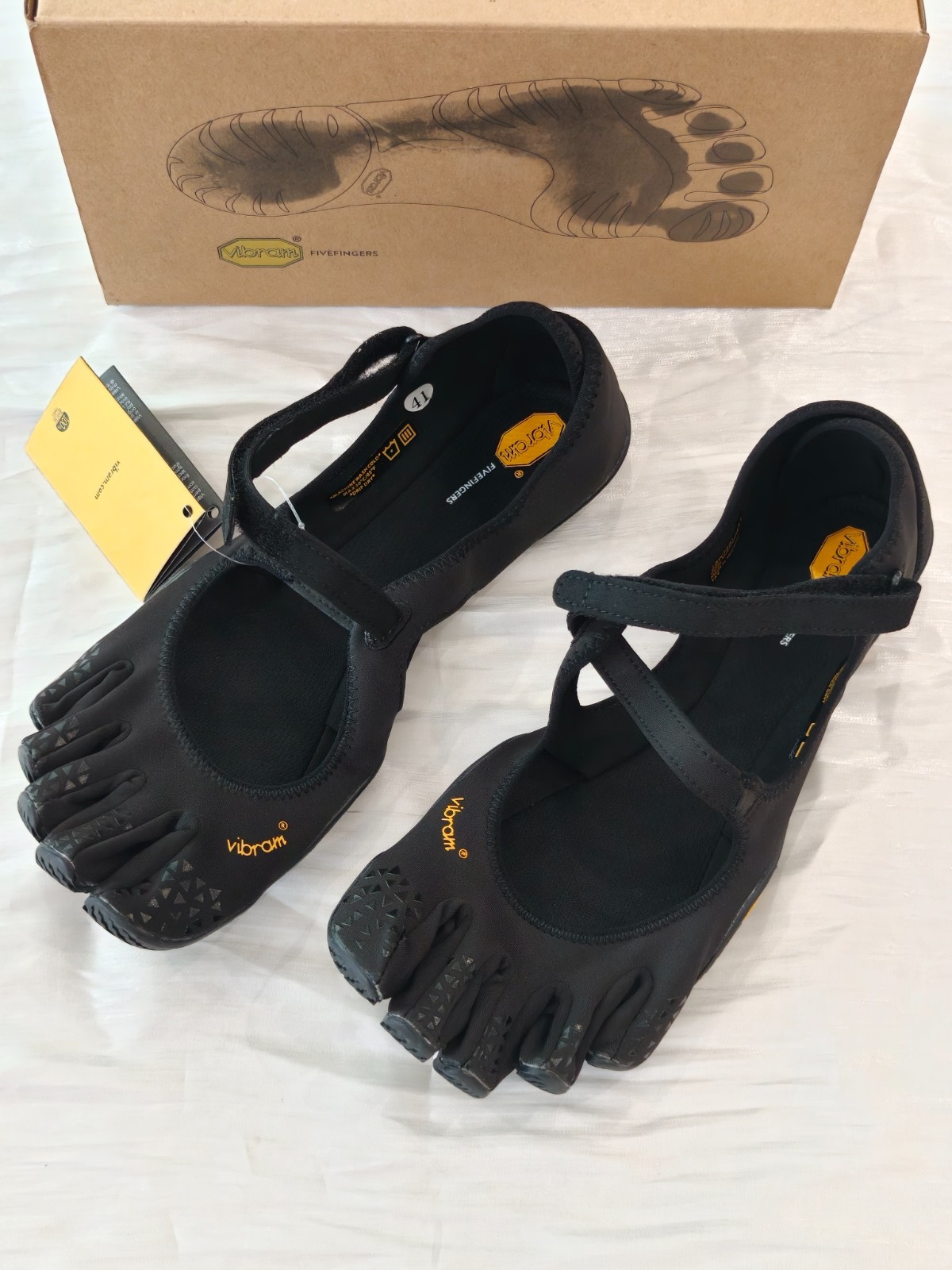 Vibram FiveFingers Women’s V-Soul Black Barefoot Trainer – Non-Slip Gym Sneaker