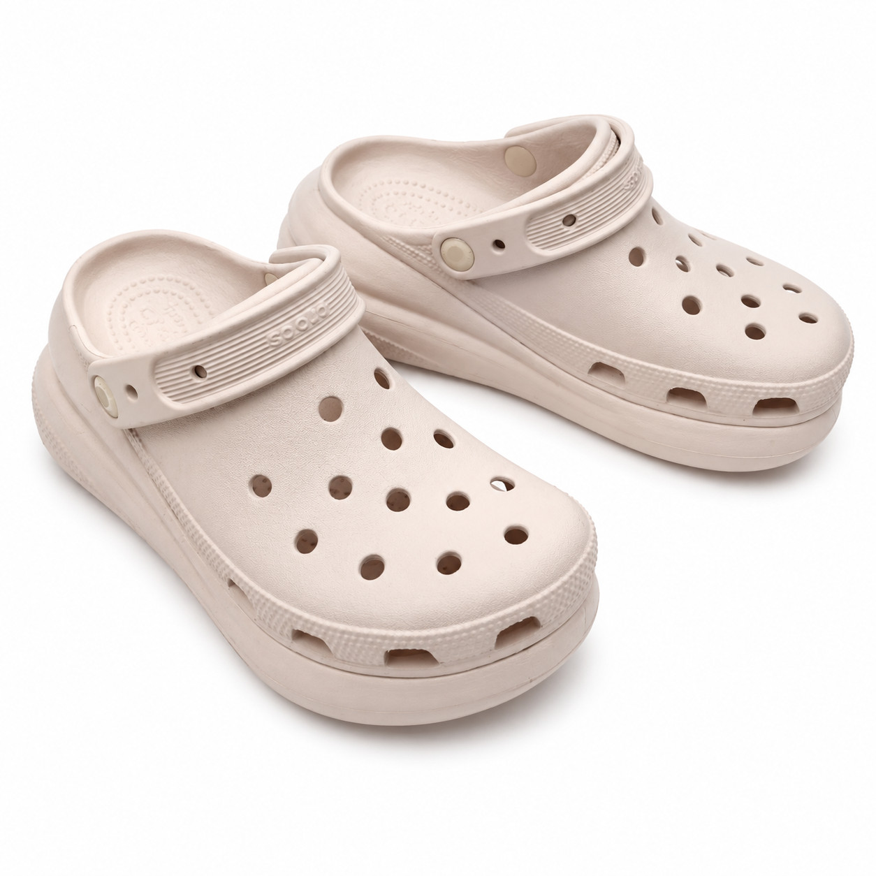 Crocs Crush Platform Clogs Lightweight Water-Friendly Elevated Casual