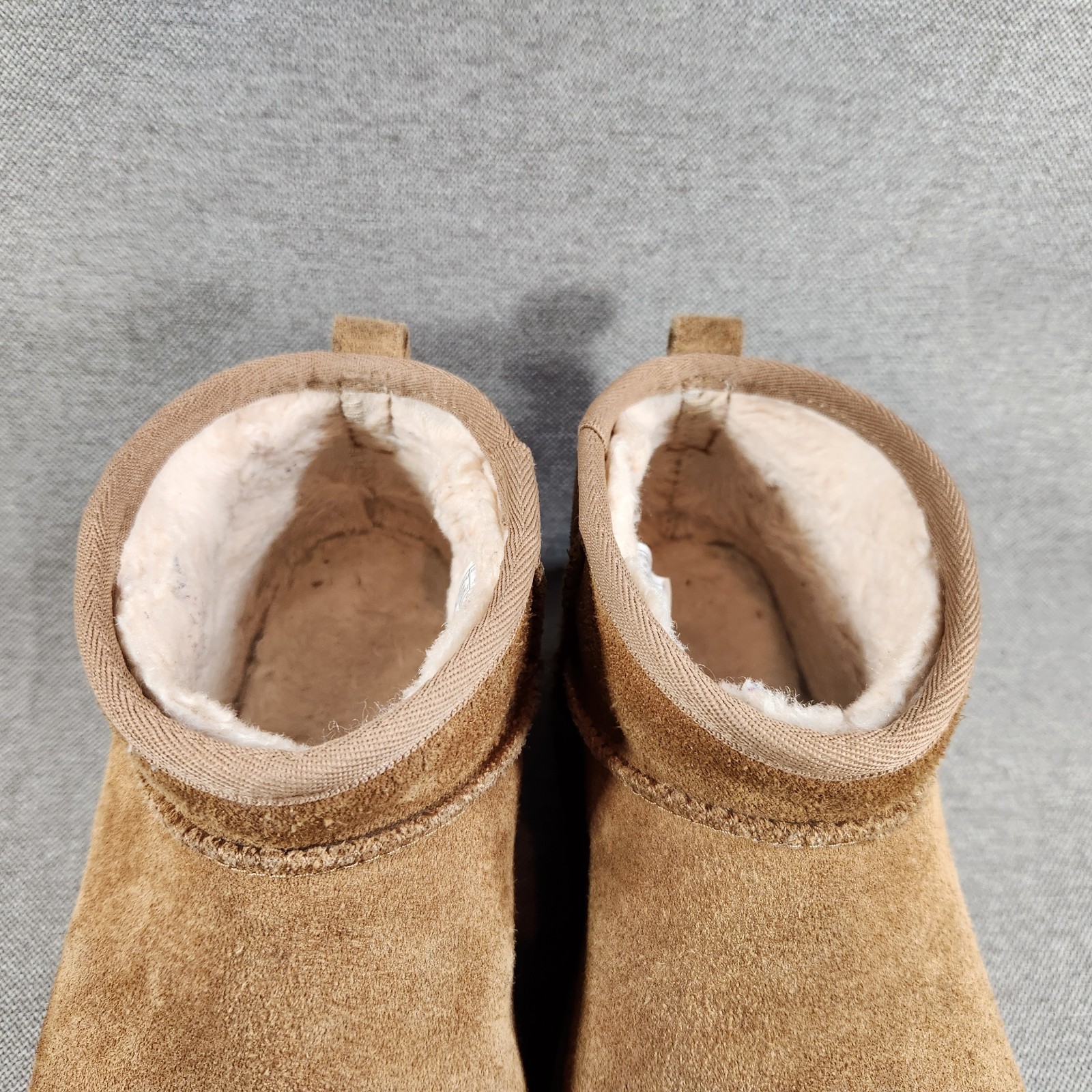 UGG Classic Ultra Mini Platform Womens Size 8 Chestnut Brown Suede Boots 1135092