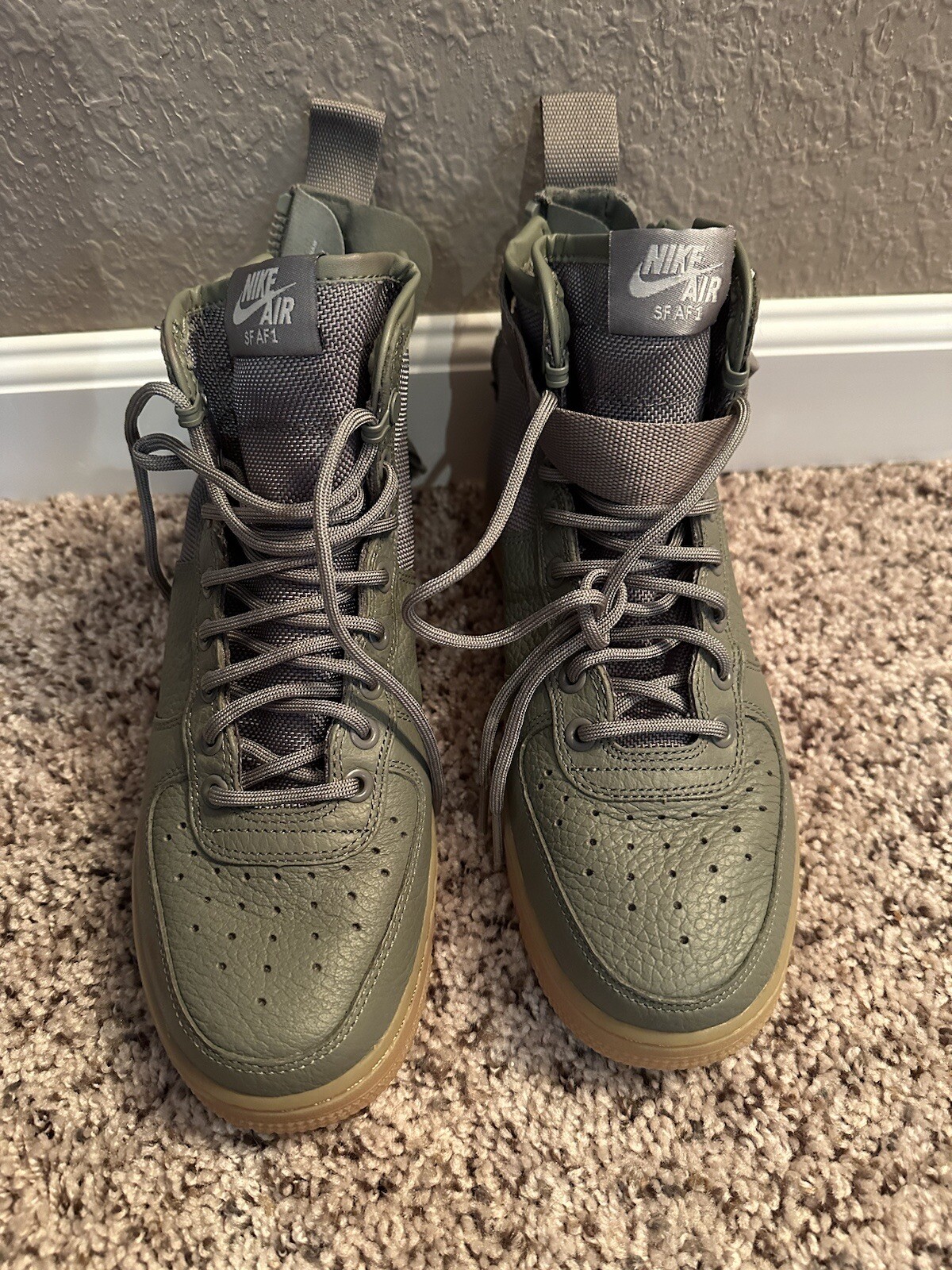 Size 8 – Nike Air Force 1 SF Mid Dark Stucco W
