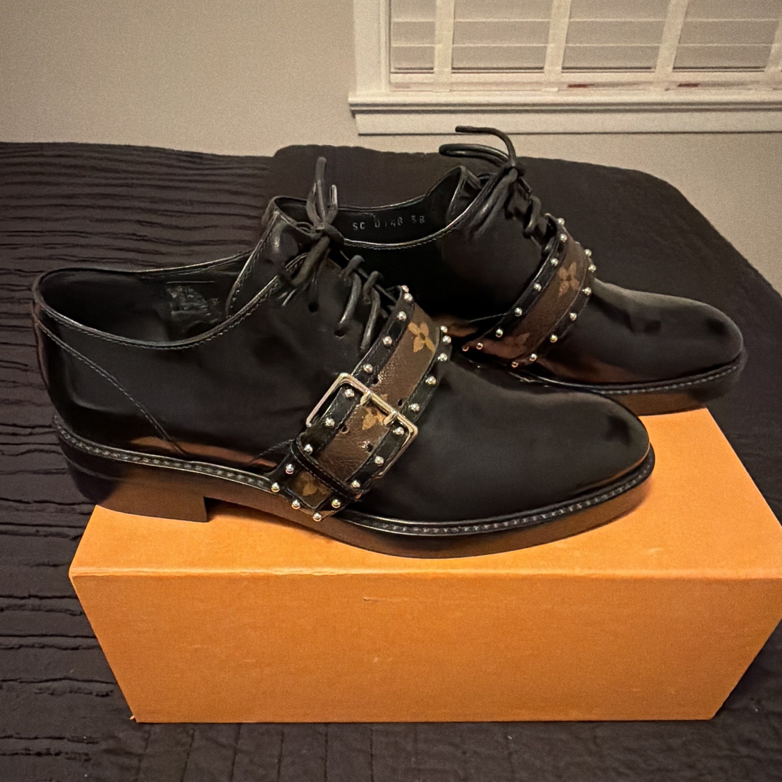 Louis Vuitton Women’s Black Leather Oxford Lace-Up Monogram Strap Buckle Studs 8