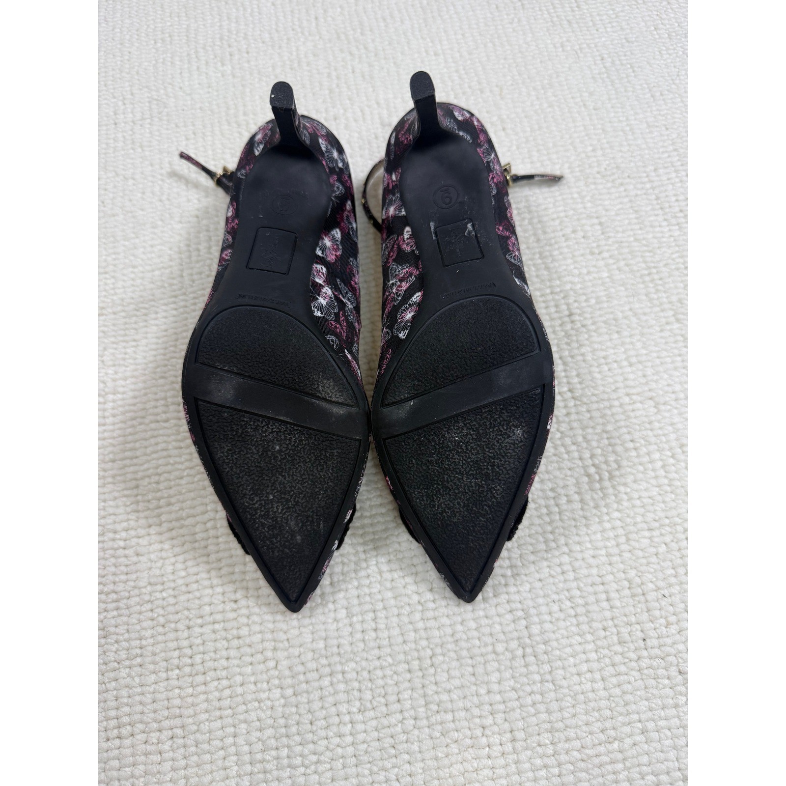 Libby Edelman Butterfly Print Rhinestone Embellished Pointed Toe Pumps Black 9