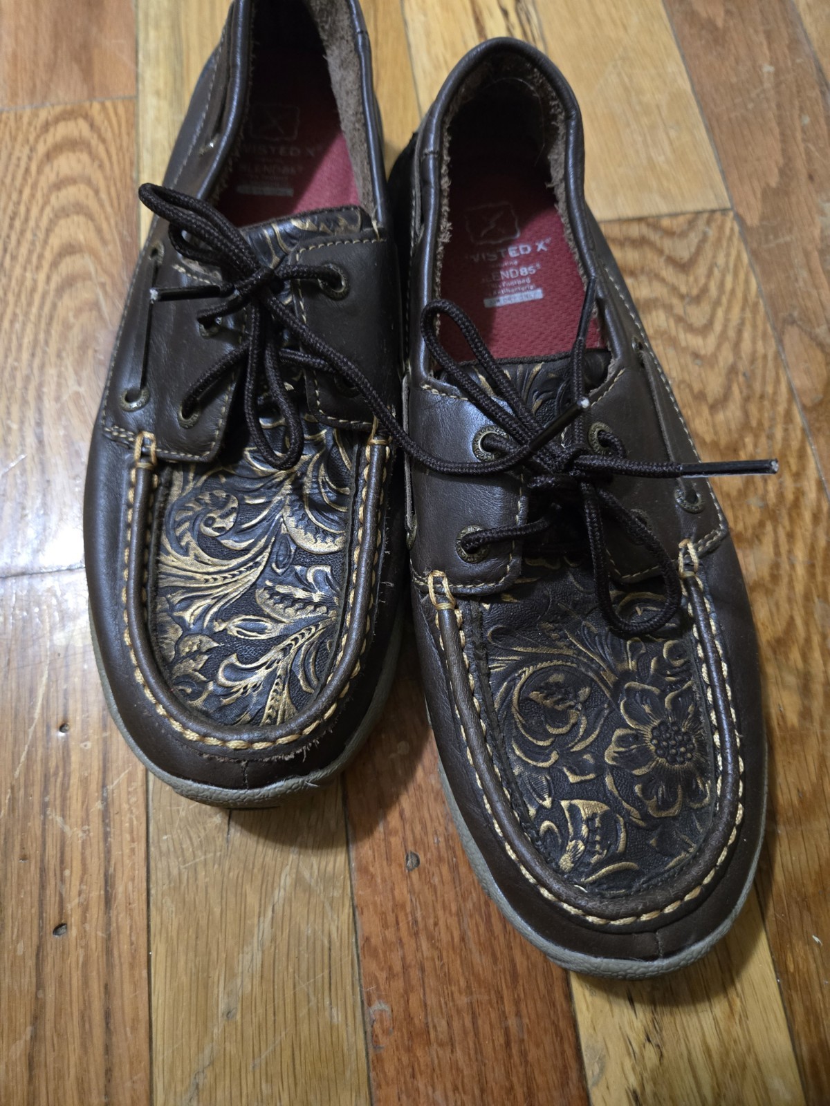 Twisted X Women’s Brown Leather Floral Embroidered Lace-Up Loafer Flat 7.5