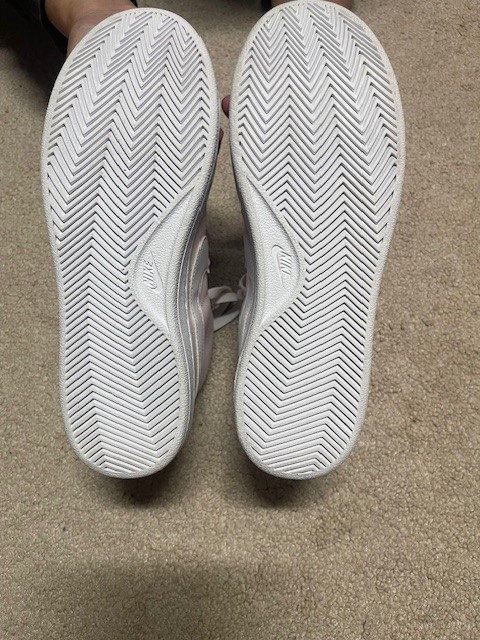 Nike Women’s Court Royale 2 Mid Light Soft Pink Size 7.5