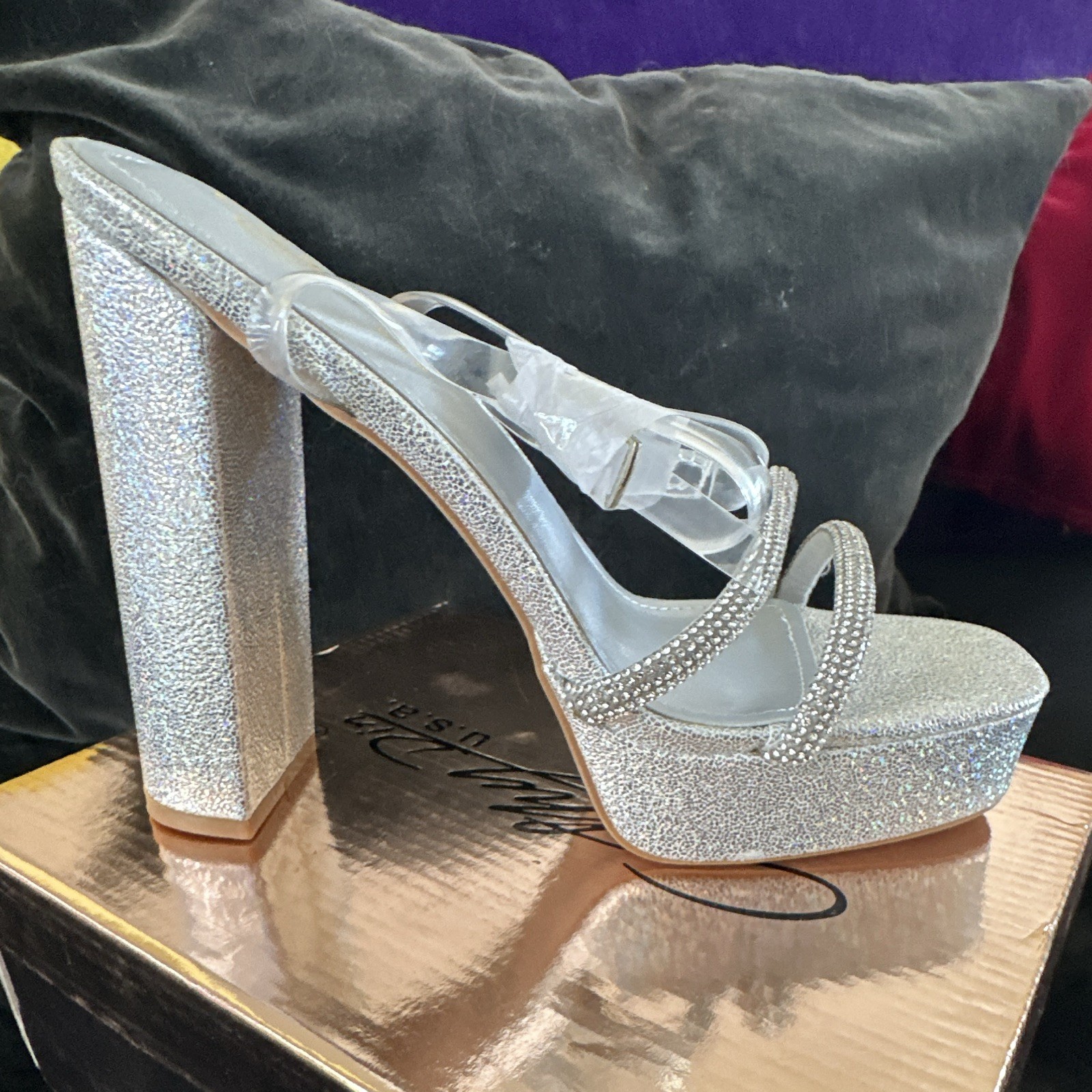 Cathy Din Diamonds Size 7.5 Rhinestone Strappy Sexy Platform Chunky Heels Kiera