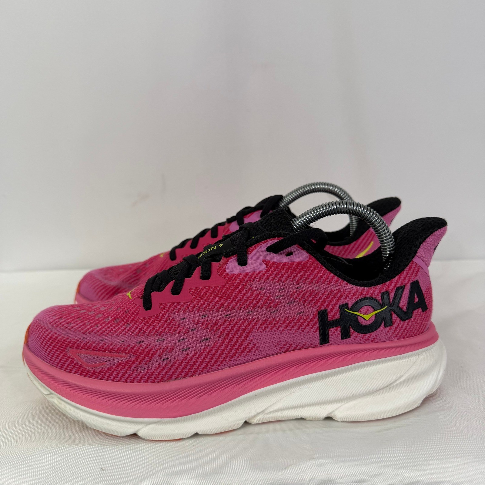 Hoka Clifton 9 Womens Running Shoes ‘Raspberry Strawberry Size 9B