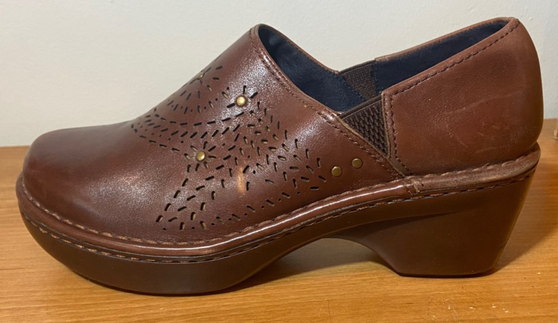UMBERTO RAFFINI women’s Brown Leather Comfort 2.5″ Heel Comfort Clog Shoe Sze 39