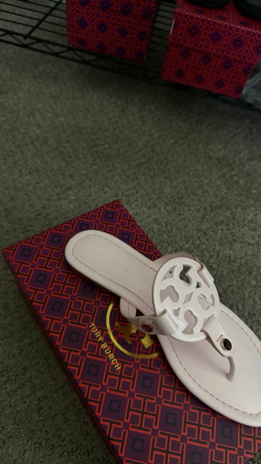 Tory Burch Women’s Pink Leather Thong Sandals Logo Slip-On Size 7.5