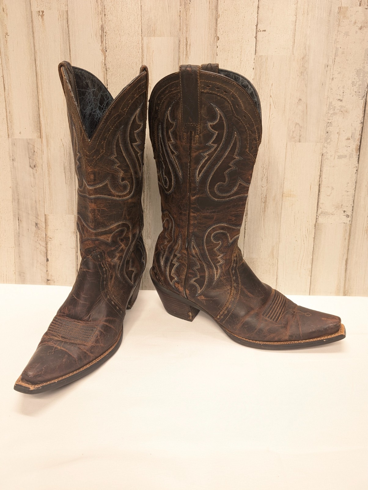 Ariat AT4 women sz 8B brown snip toe leather western boots