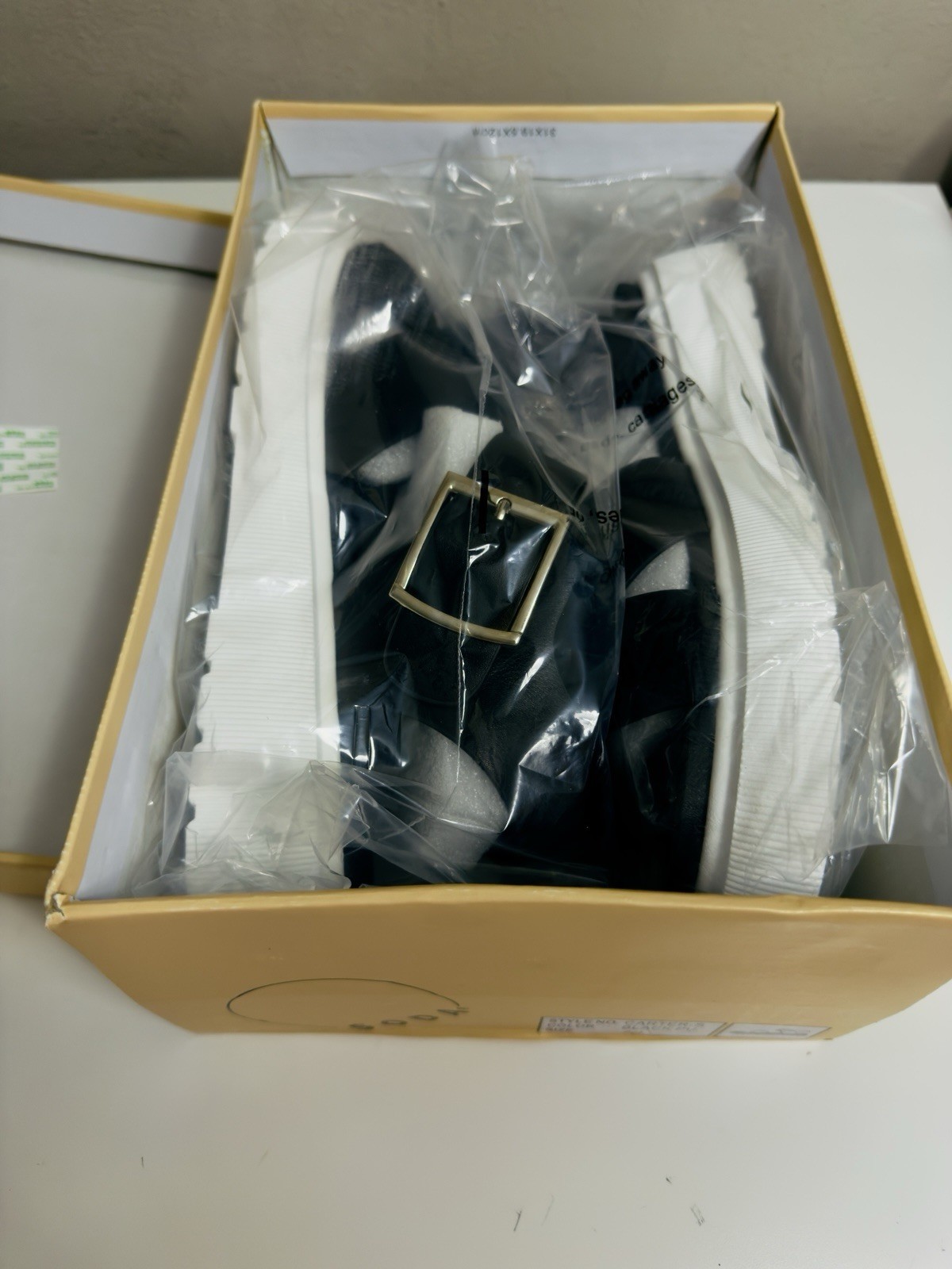 Soda Women’s Black PU Strappy Buckle Ankle Strap Sandals Casual Size 10