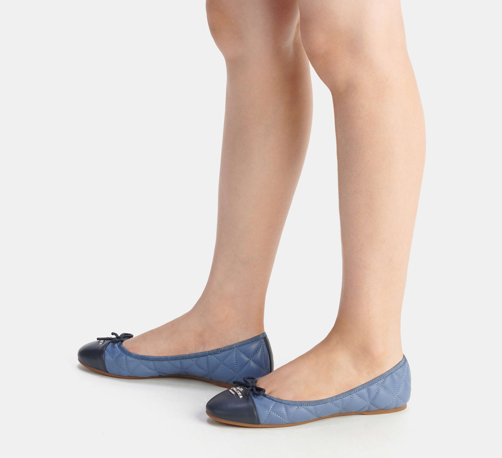 Coach Flat Shoes Women’s Two Tone Blue Leather Allyson Quilted Ballet Slip On