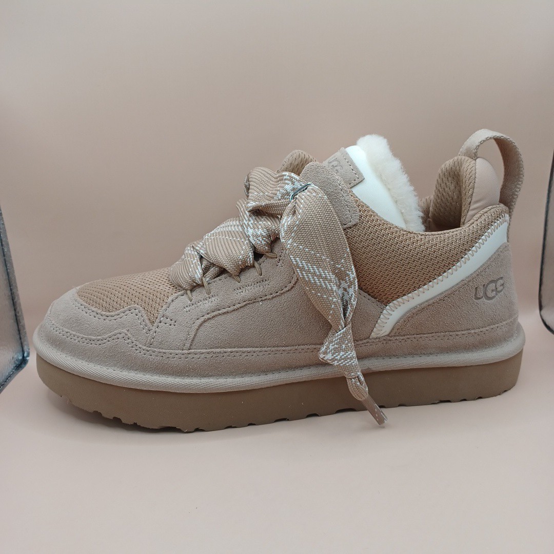UGG Womens Lowmel Shoes In Sand Size 11 US
