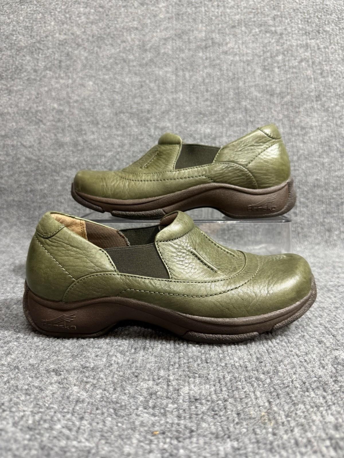 DANSKO Women’s Green Kappy Leather Crepe Sole Slip On Clogs Shoes EU 39 US 8.5