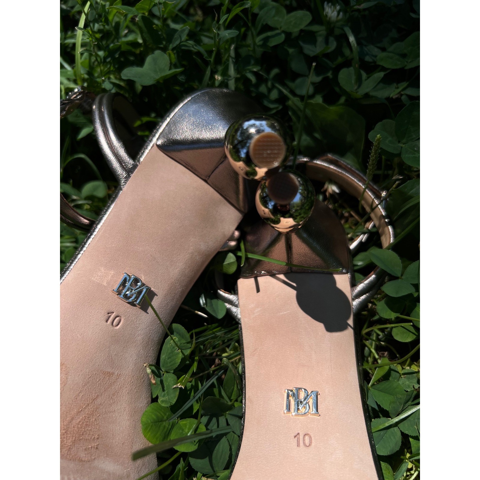 BADGLEY MISCHA Belen Heeled Light Bronze Metalic Leather Sandal Sz 10 NWOT