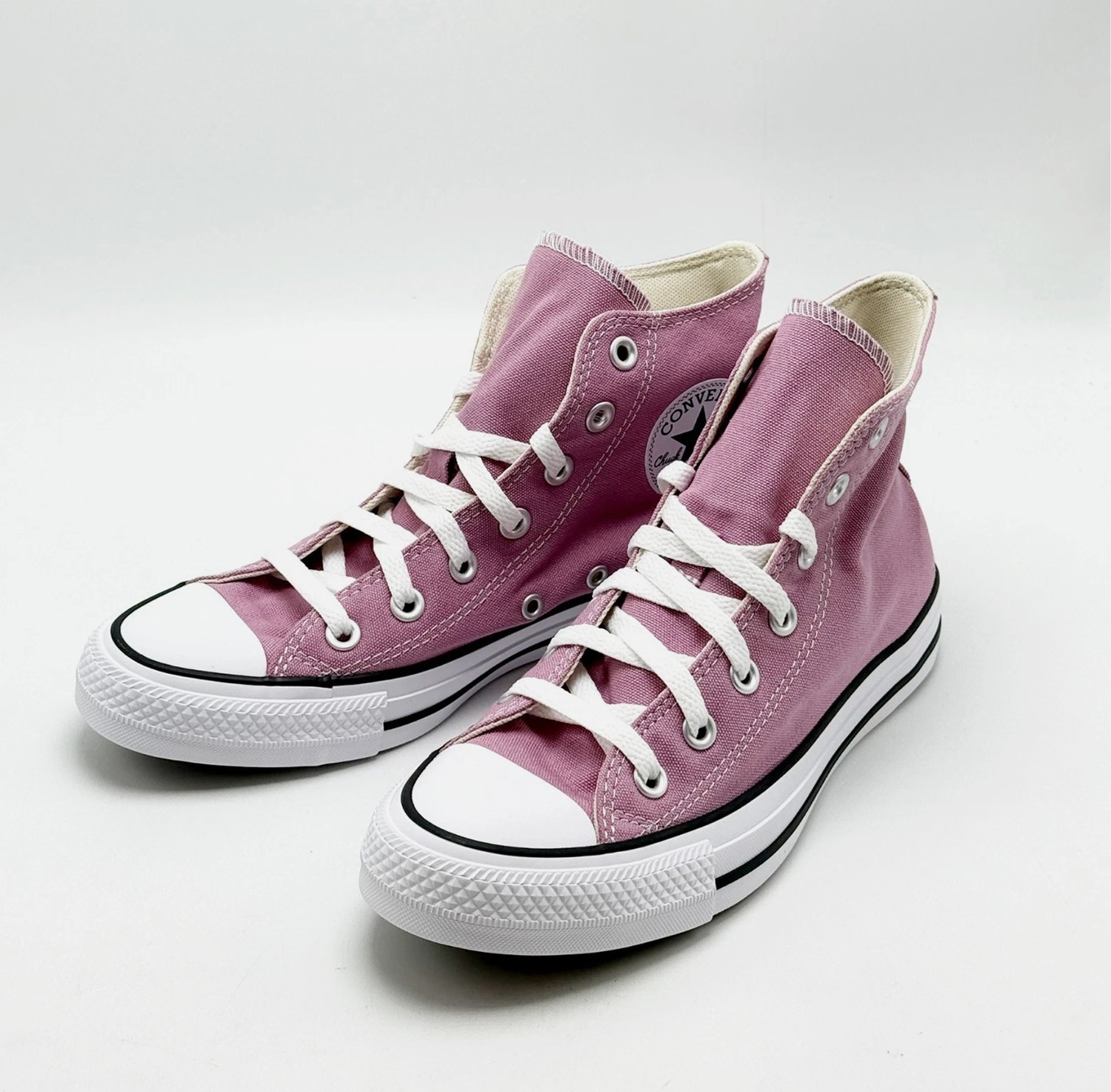 Converse CHUCK TAYLOR All Star High Top Cliffside Rose Pink Canvas Sneakers